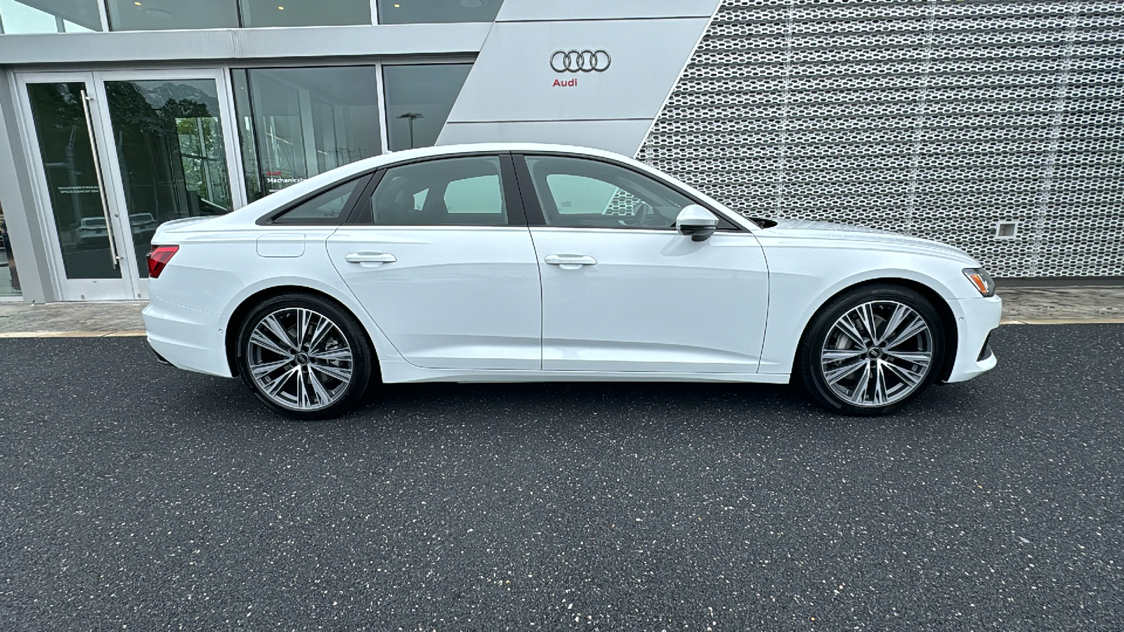 2024 Audi A6 2.0T Premium Plus 5