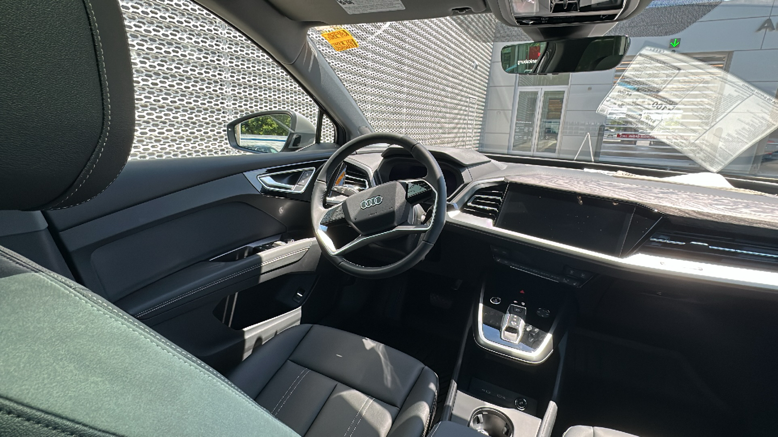 2024 Audi Q4 e-tron Premium Plus 15