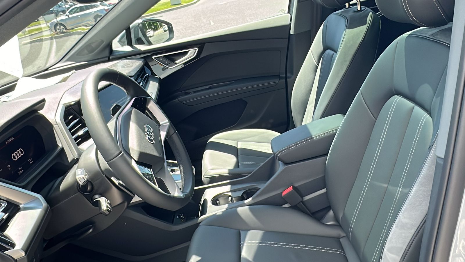 2024 Audi Q4 e-tron Premium Plus 31