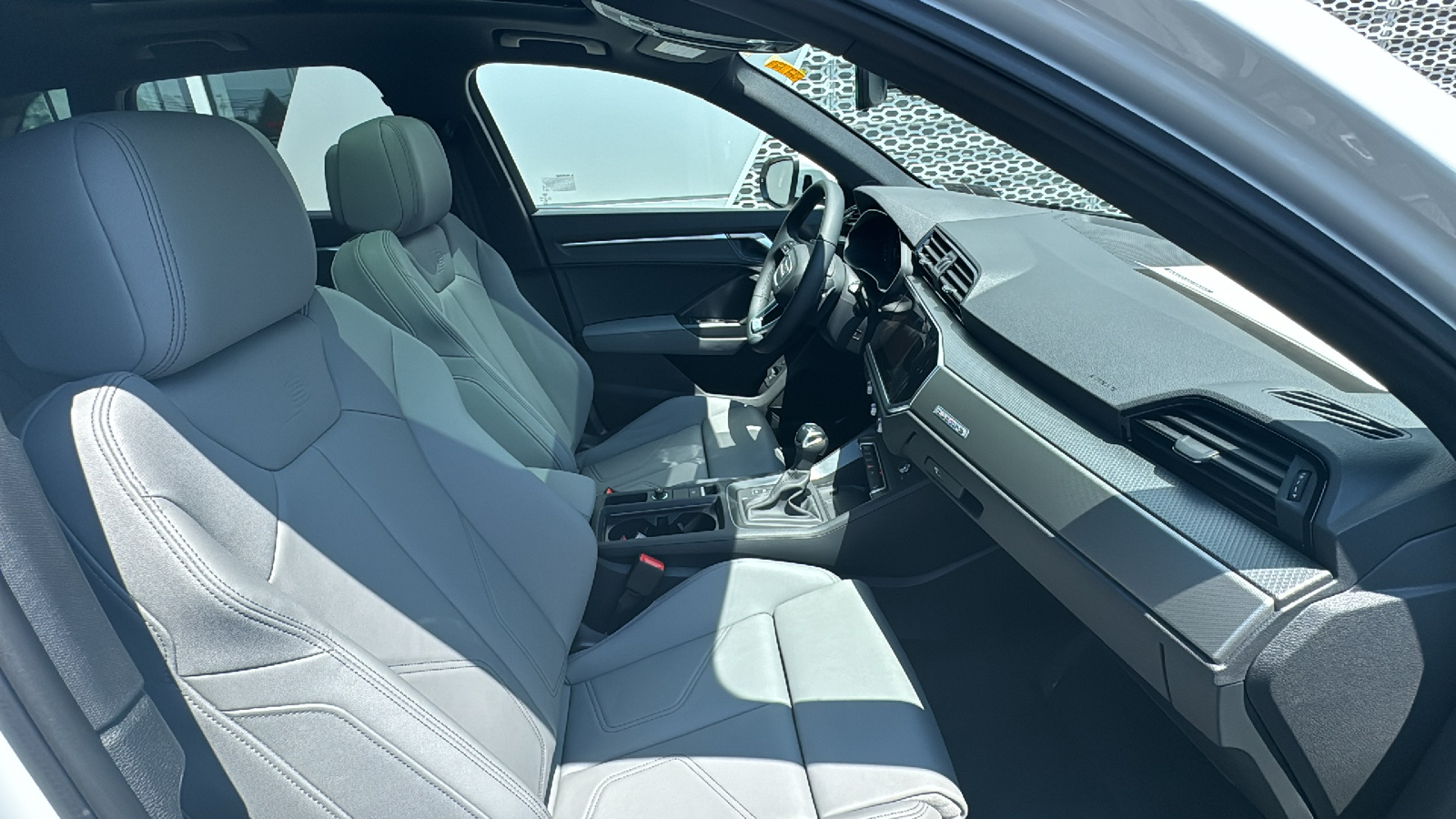 2024 Audi Q3  10