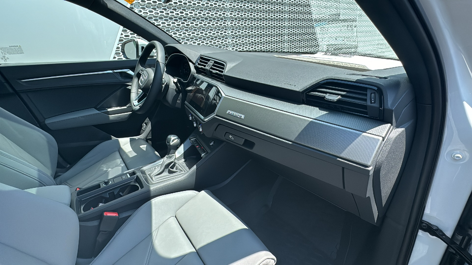 2024 Audi Q3  11