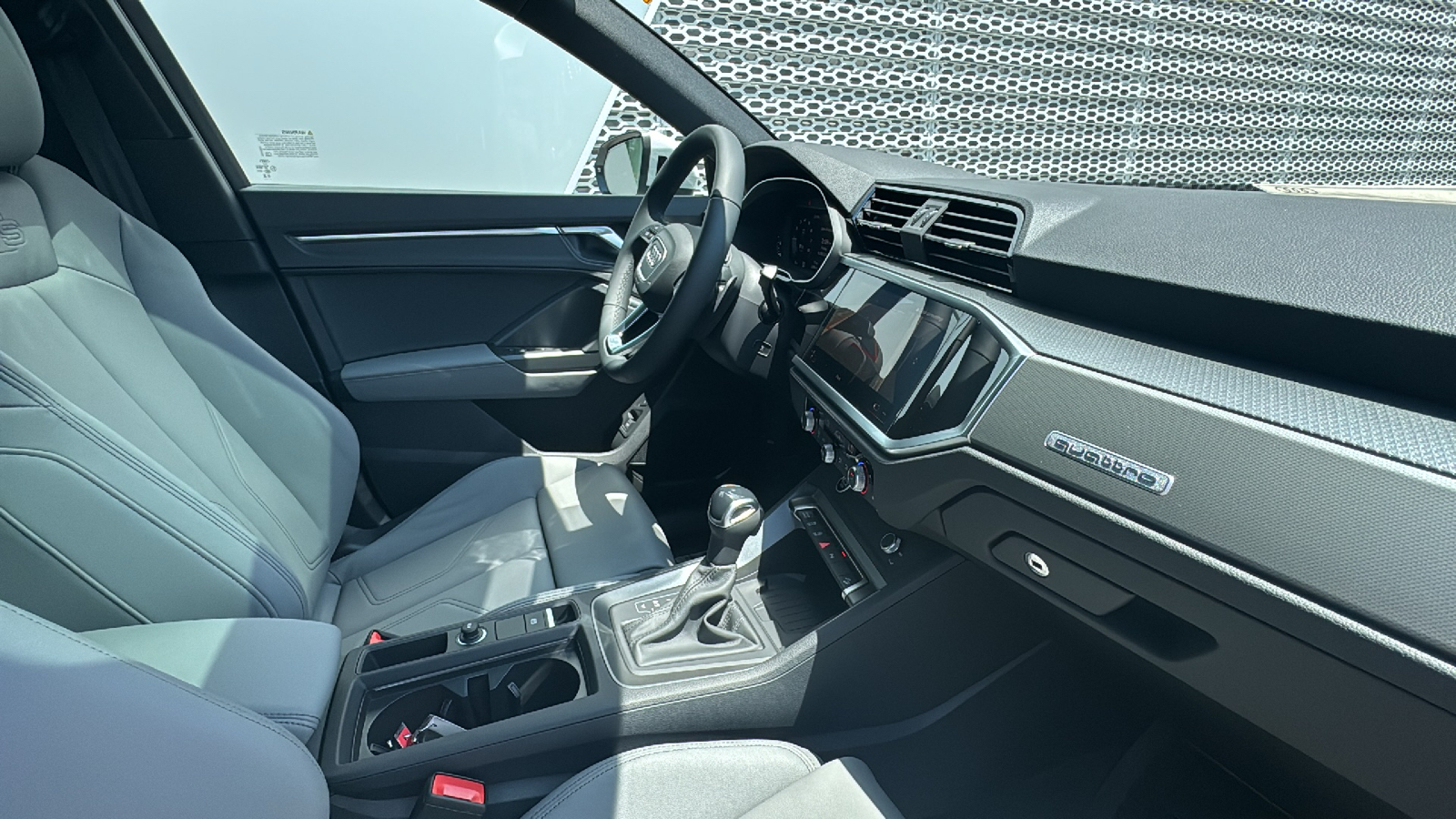 2024 Audi Q3  12