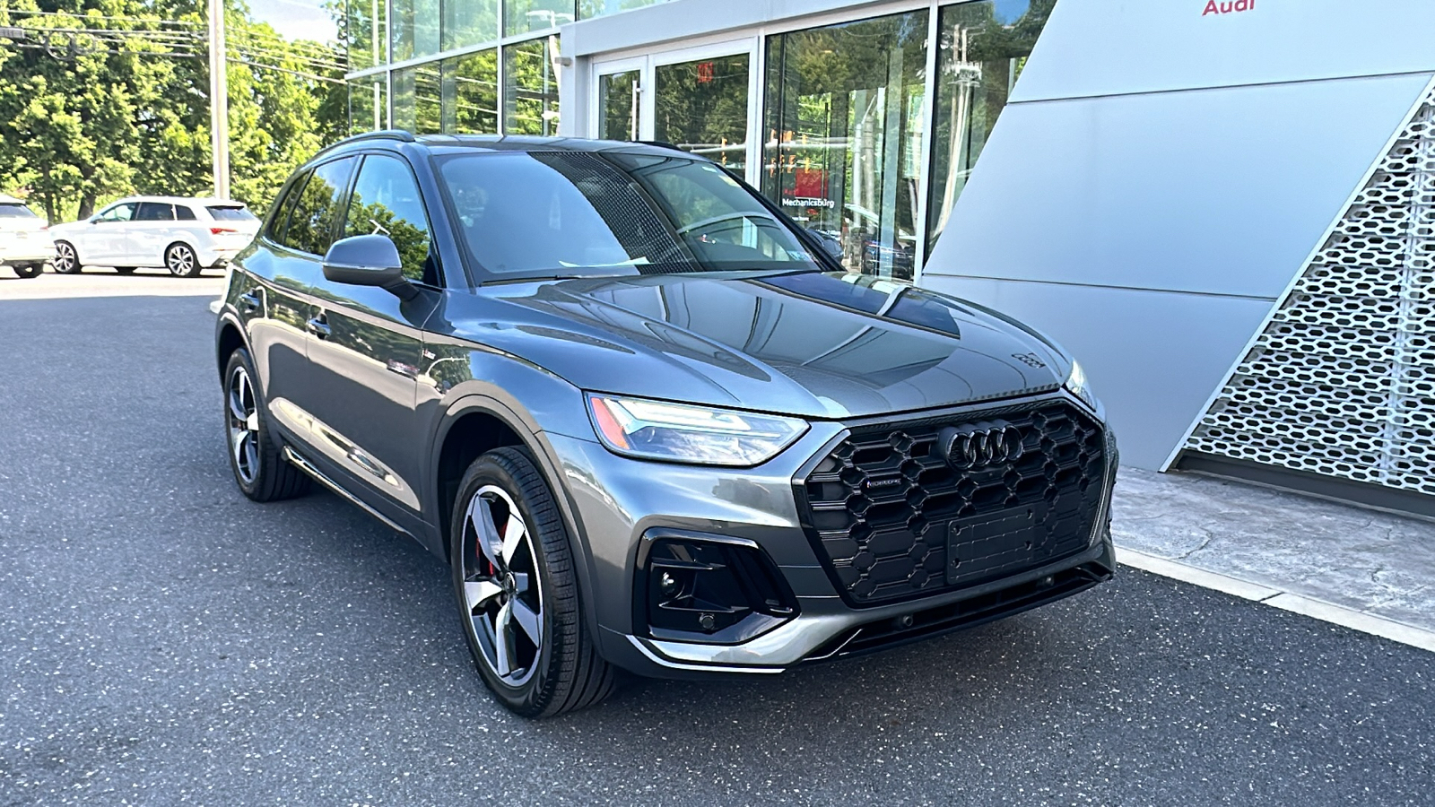 2024 Audi Q5 45 S line Premium Plus 1