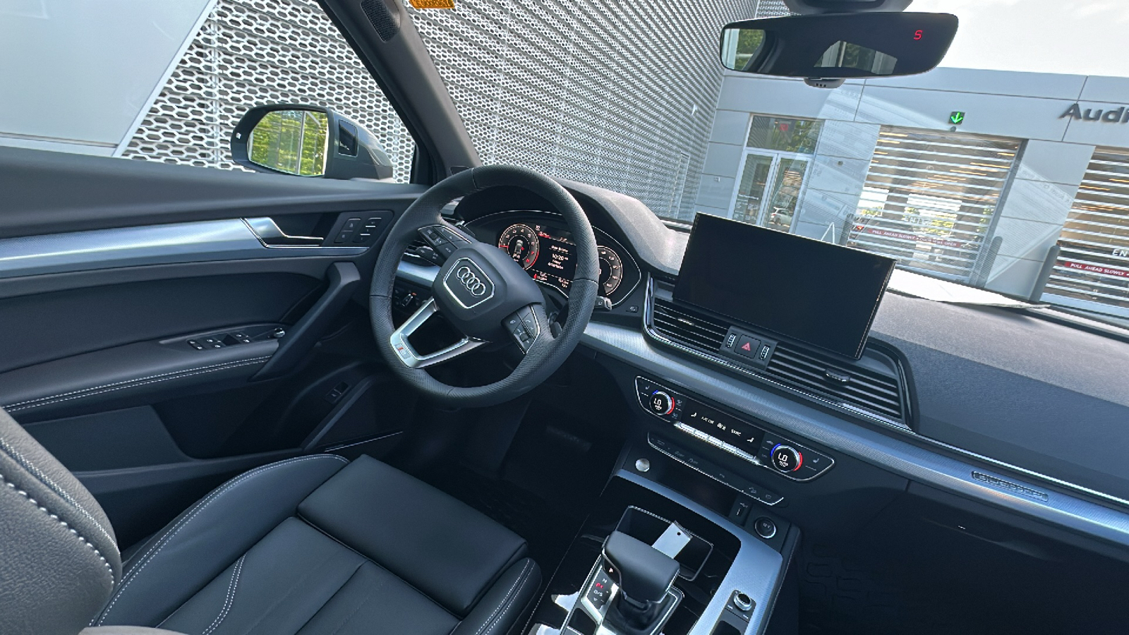 2024 Audi Q5 45 S line Premium Plus 17