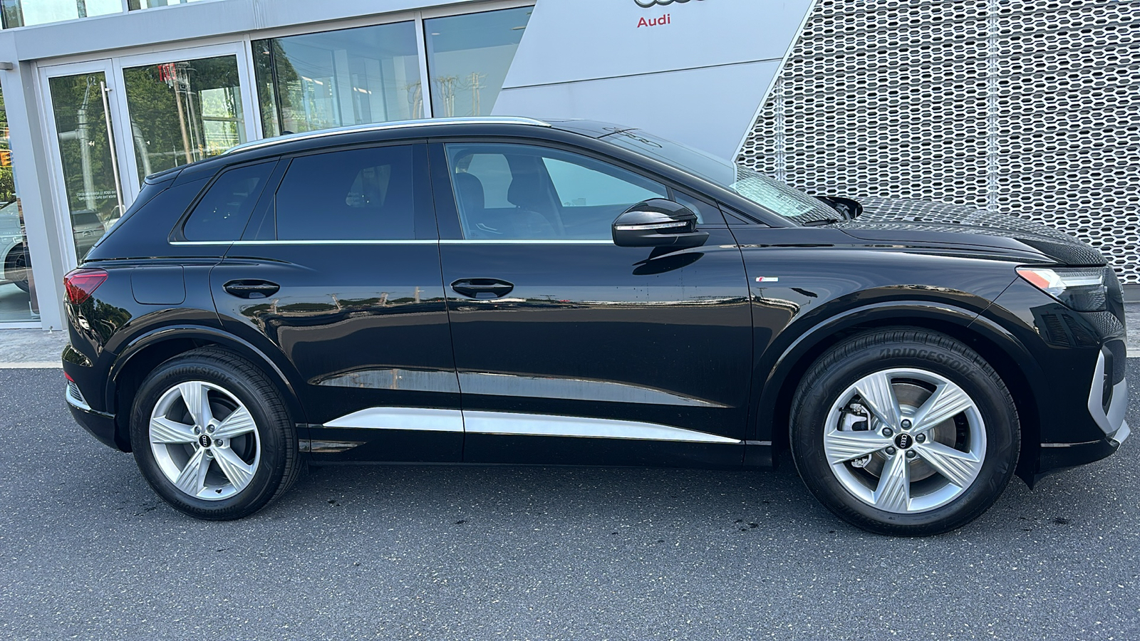 2024 Audi Q4 e-tron Premium 5