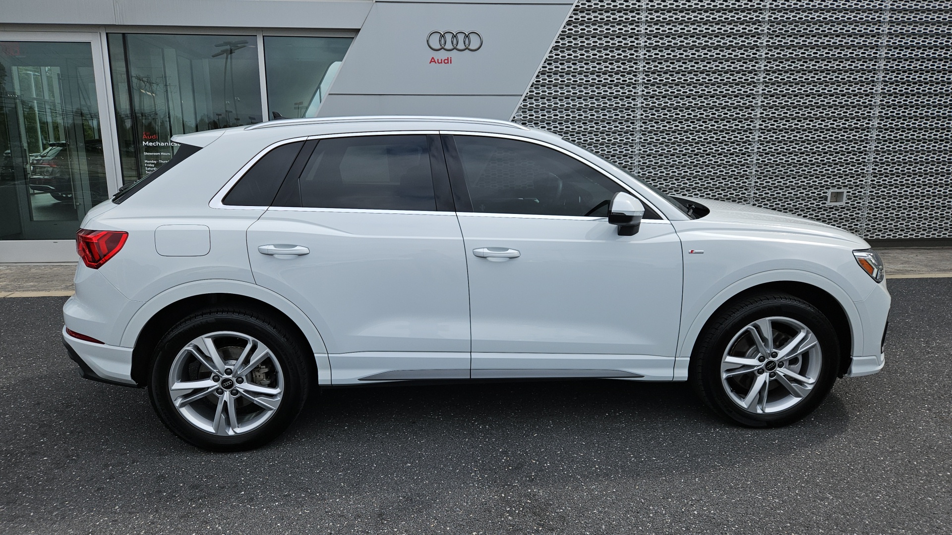 2024 Audi Q3 Premium Plus 3