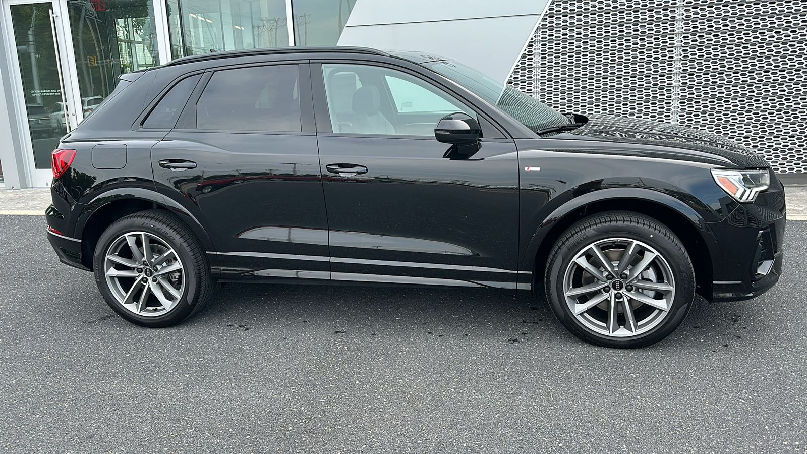 2024 Audi Q3 Premium Plus 5