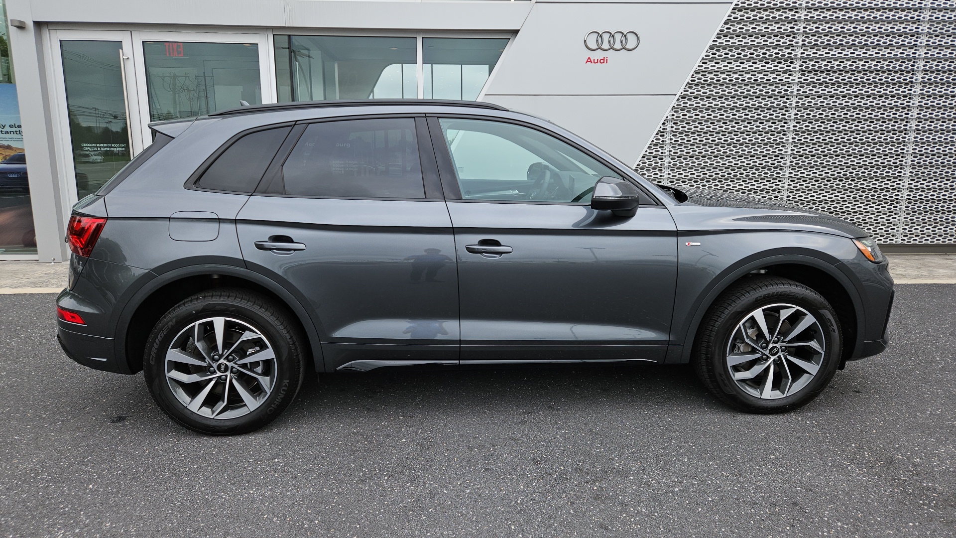 2024 Audi Q5 Summer of Audi Package 3