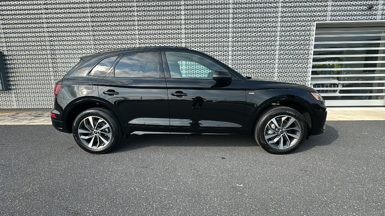 2024 Audi Q5 Summer of Audi Package 4