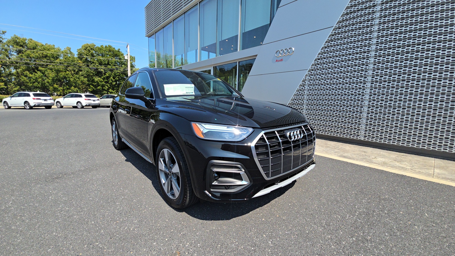 2024 Audi Q5 40 Premium 1