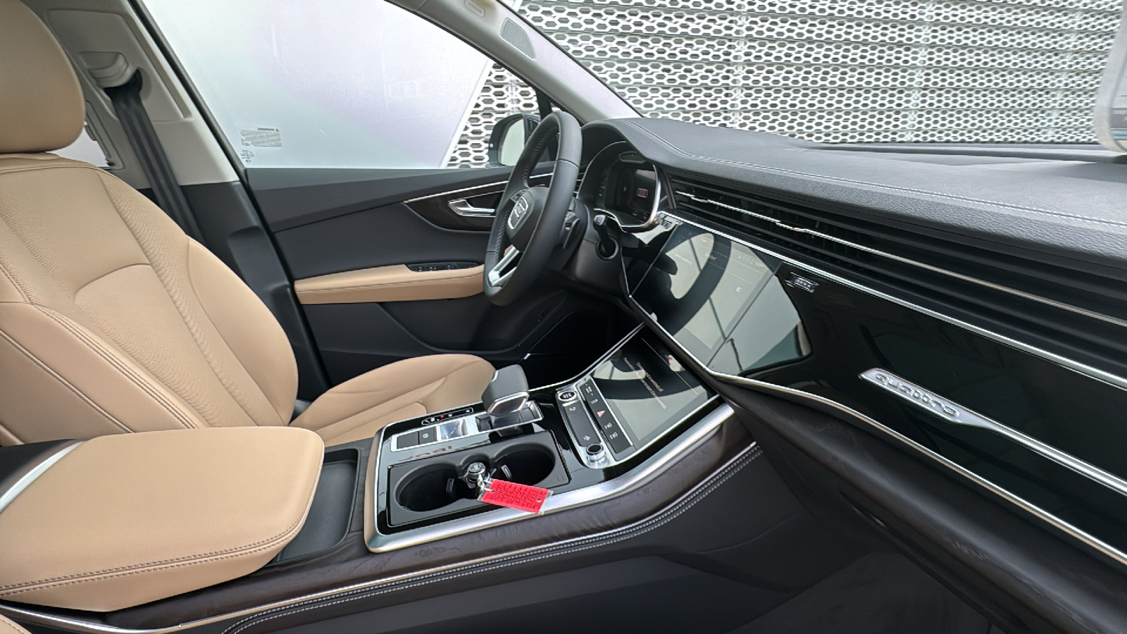 2025 Audi Q7 45 Premium Plus 14