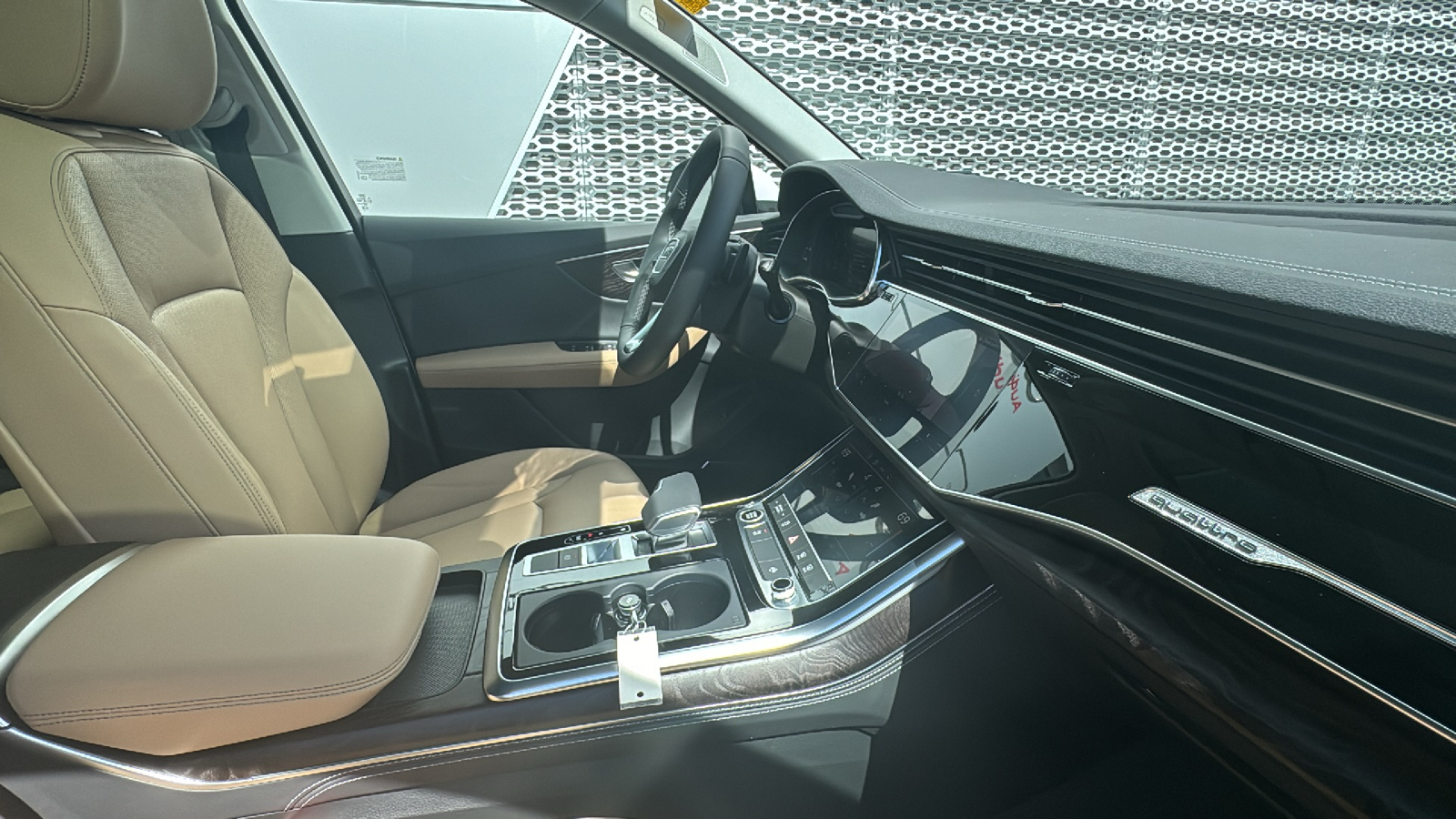 2025 Audi Q7 45 Premium Plus 14
