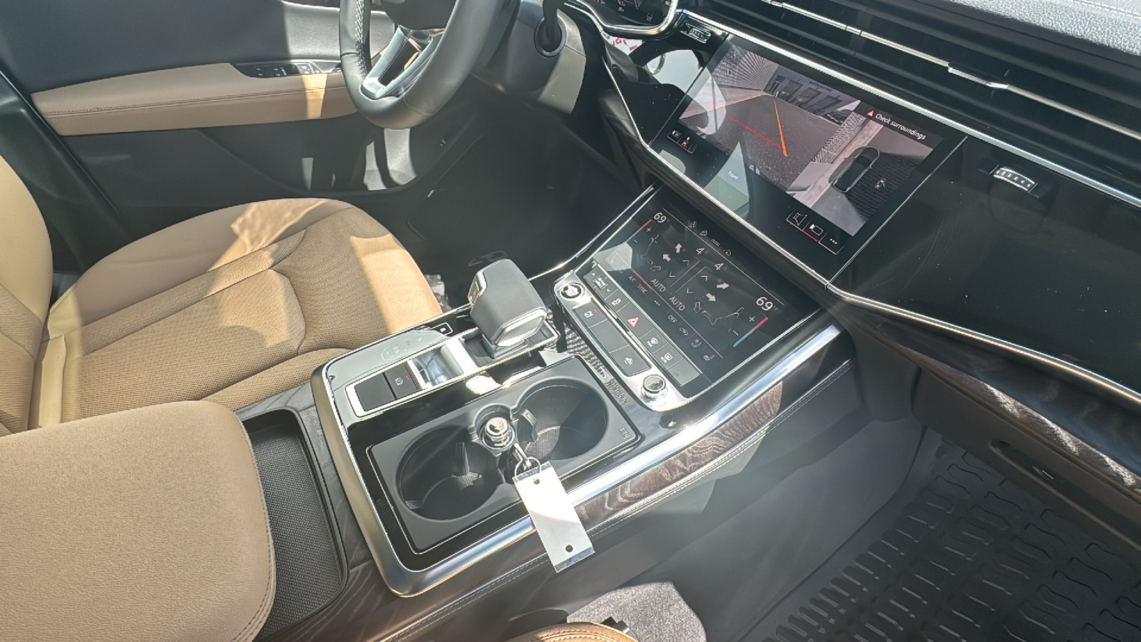 2025 Audi Q7 45 Premium Plus 50