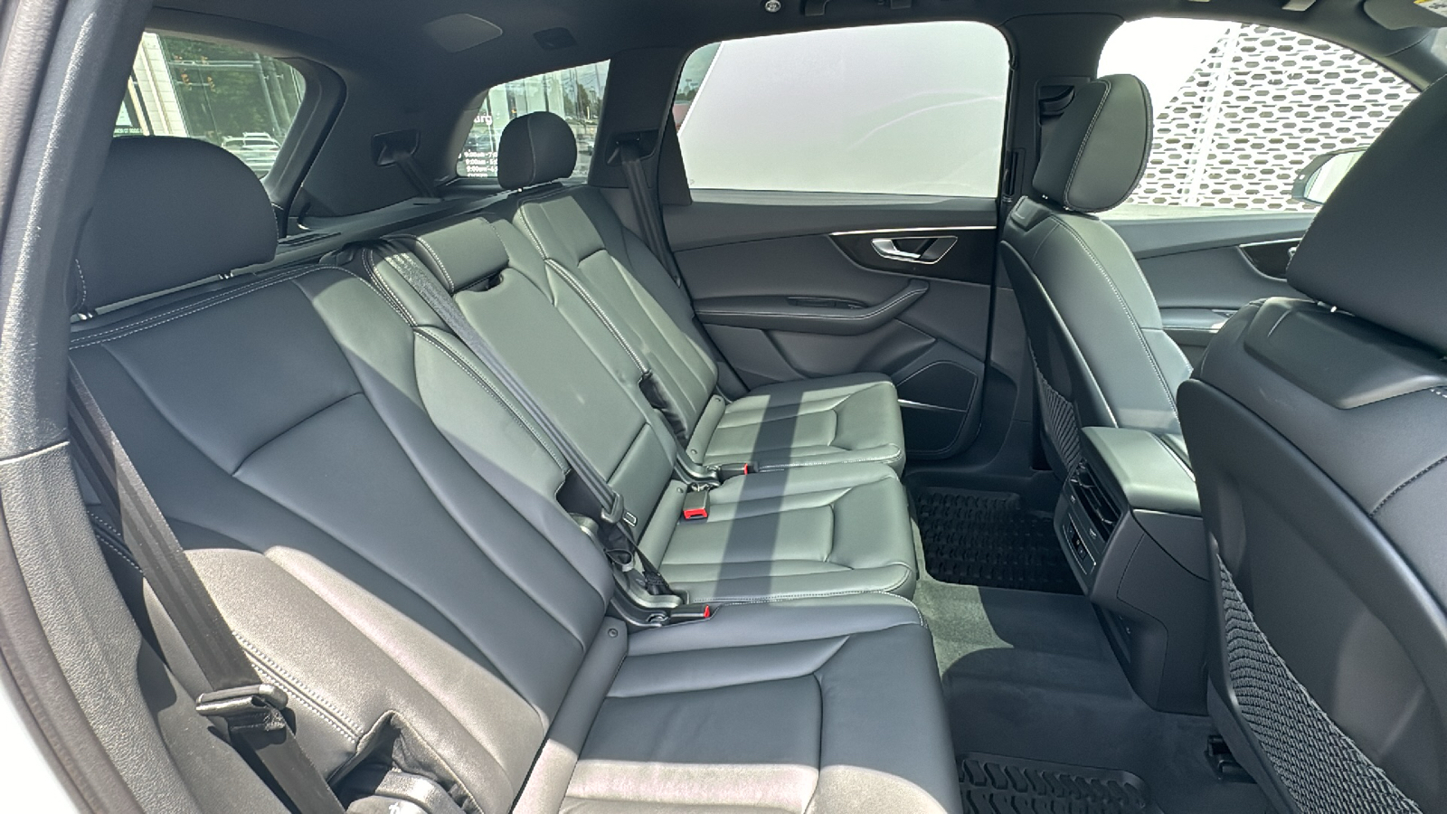 2025 Audi Q7 45 Premium Plus 25