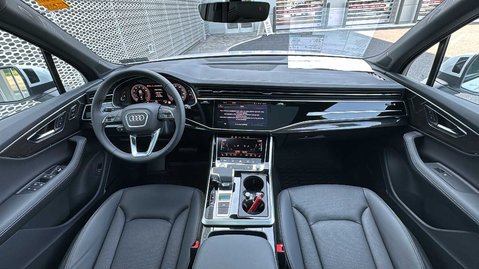 2025 Audi Q7 55 Premium Plus 19