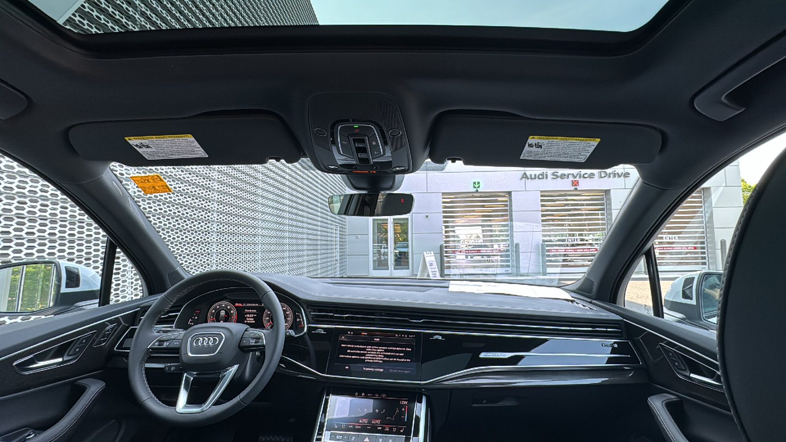 2025 Audi Q7 55 Premium Plus 23