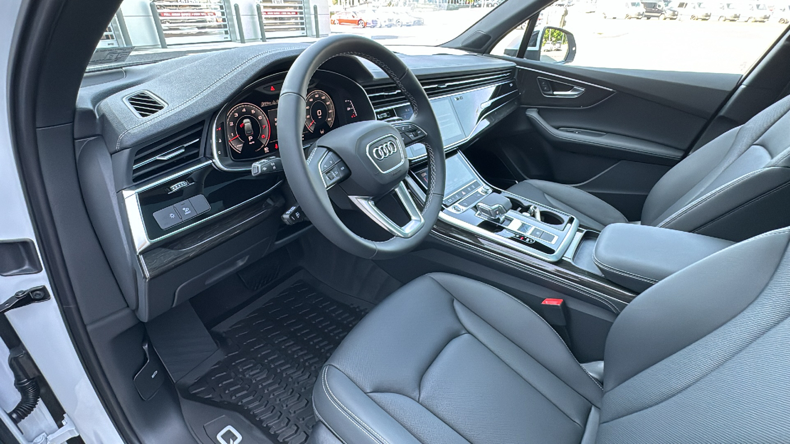 2025 Audi Q7 55 Premium Plus 50