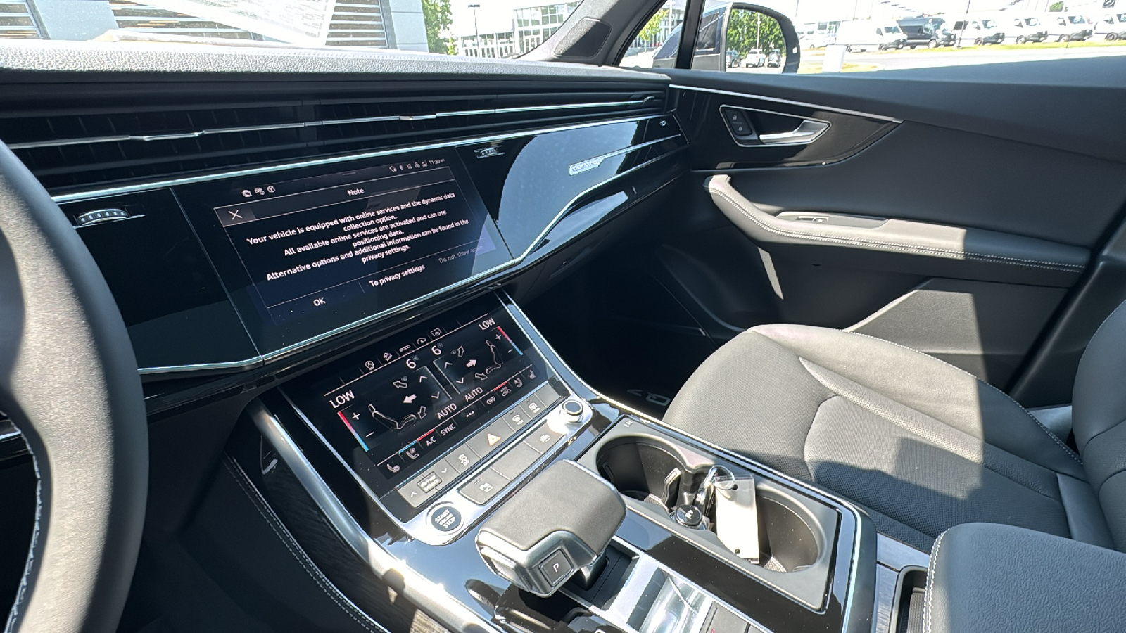 2025 Audi Q7 55 Premium Plus 41