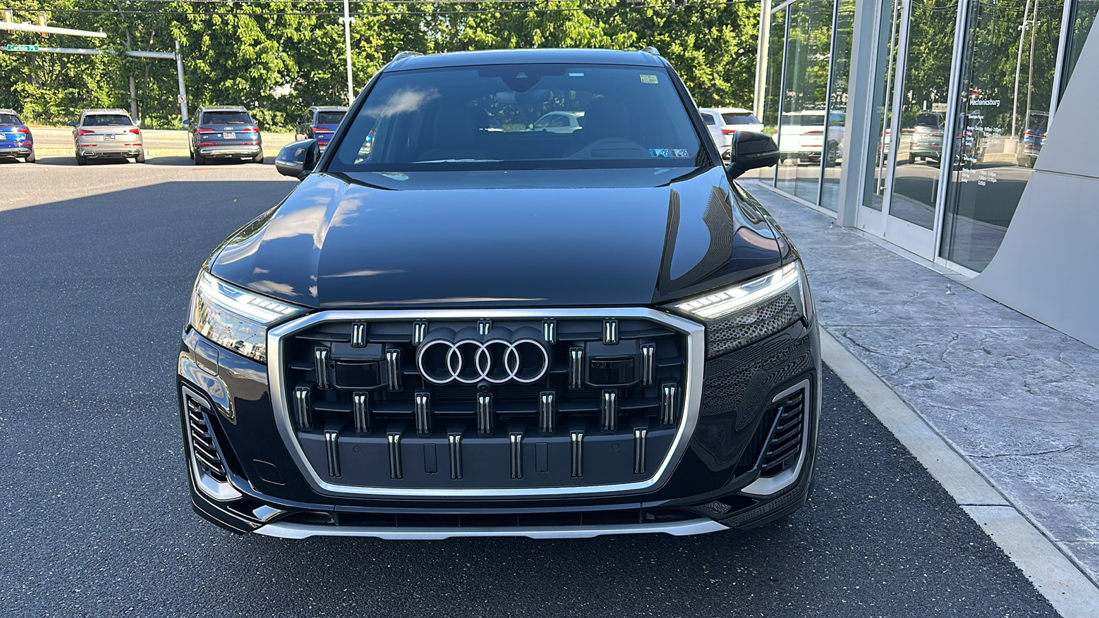 2025 Audi Q7  43