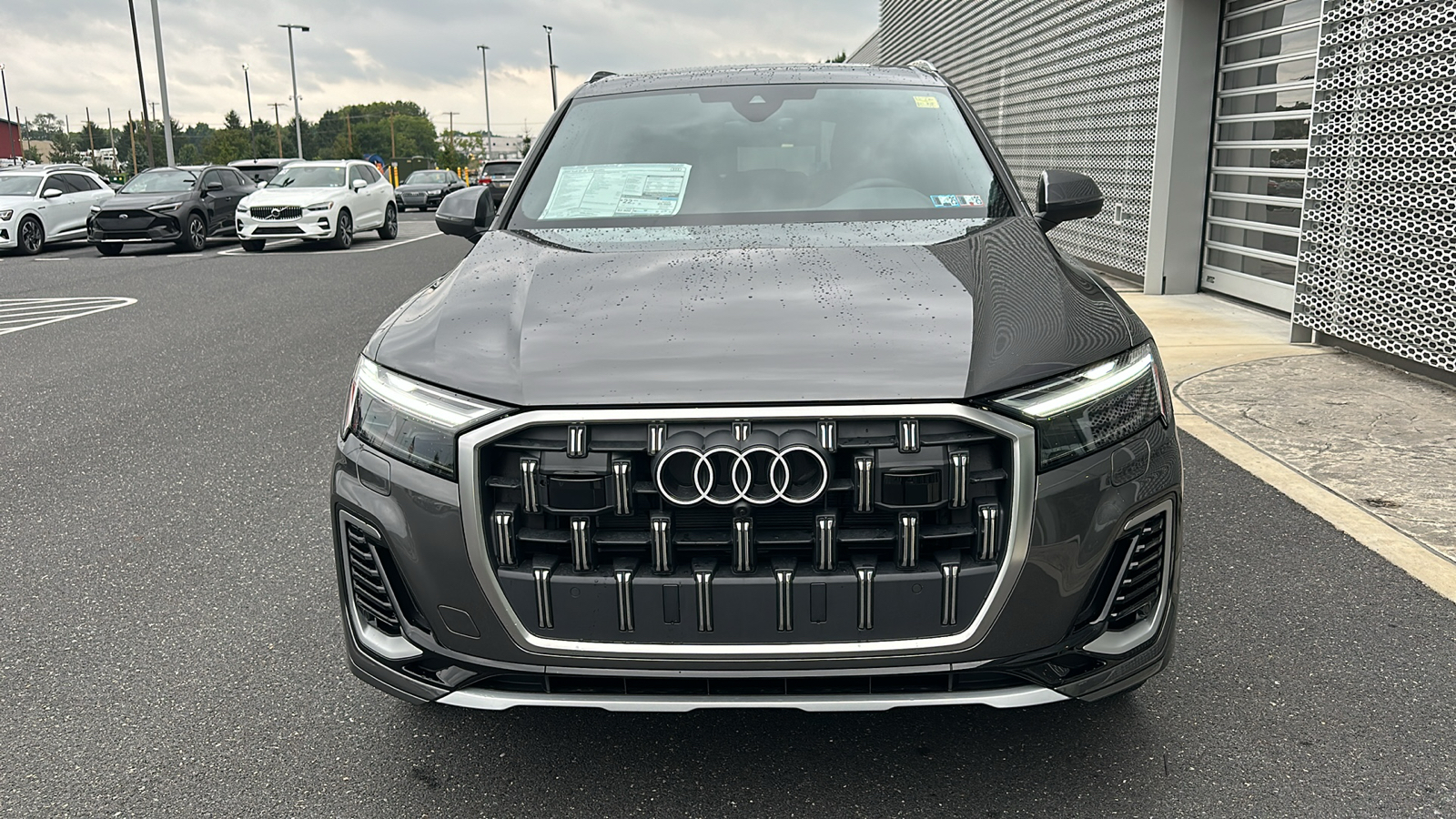 2025 Audi Q7 45 Premium Plus 42