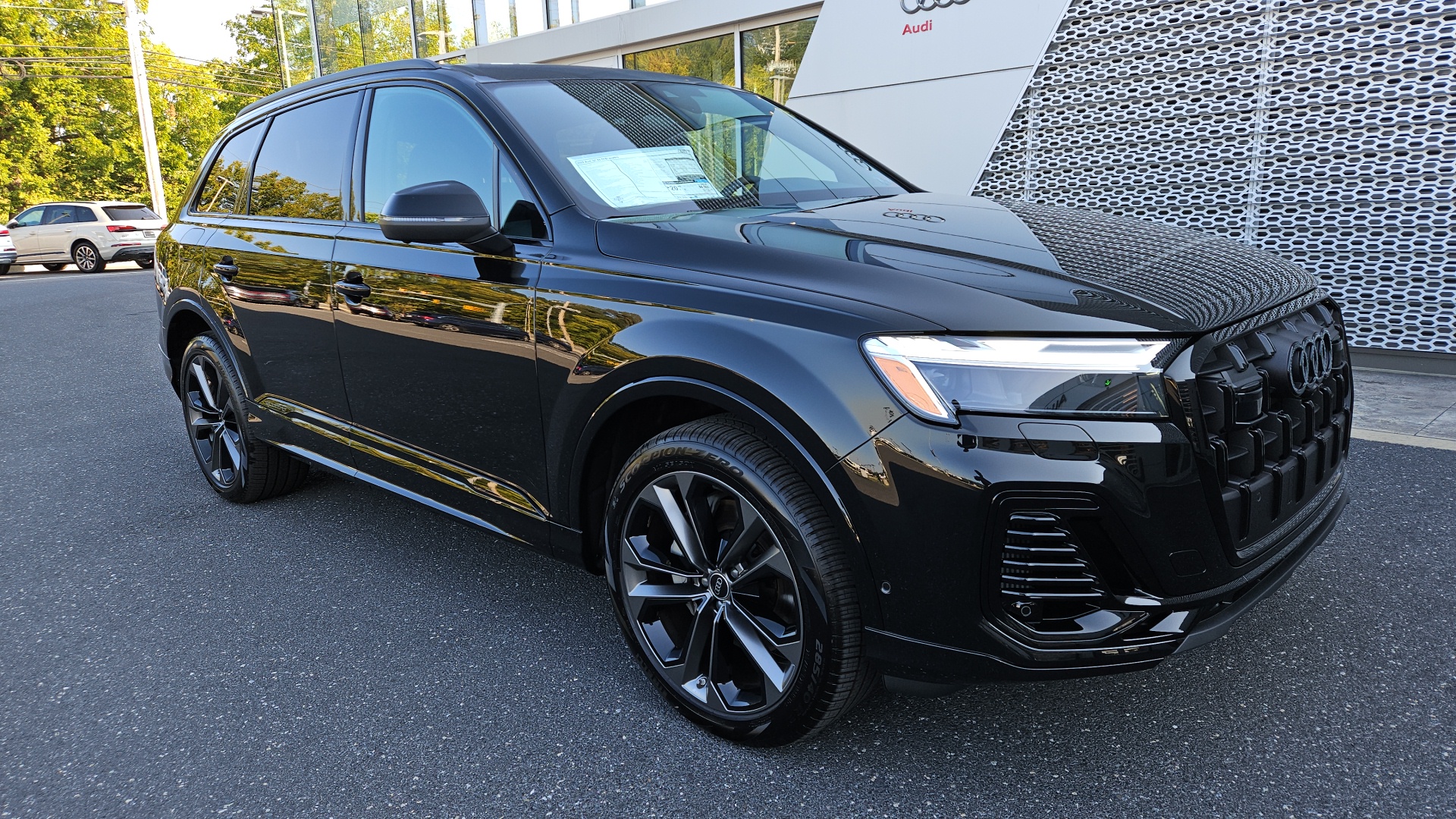 2025 Audi Q7 55 Premium Plus 1