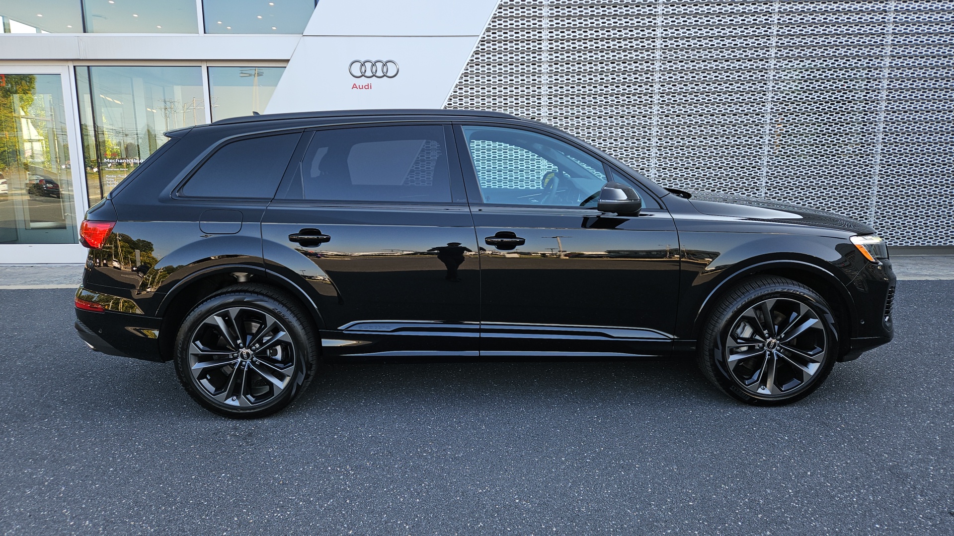 2025 Audi Q7 55 Premium Plus 3