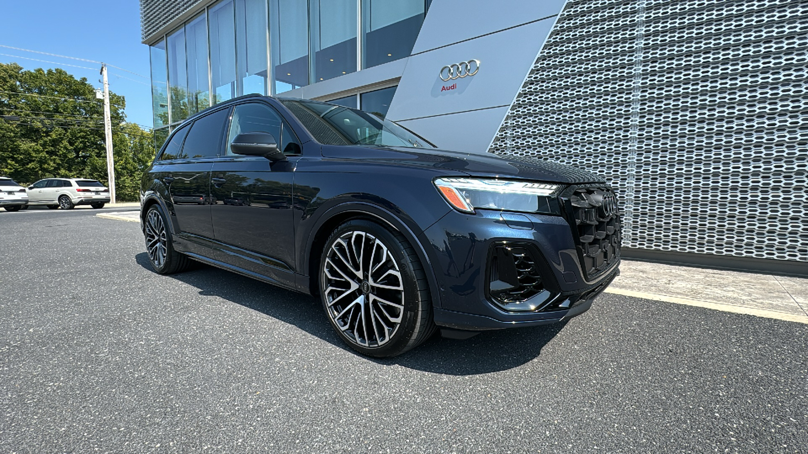 2025 Audi SQ7 Prestige 1