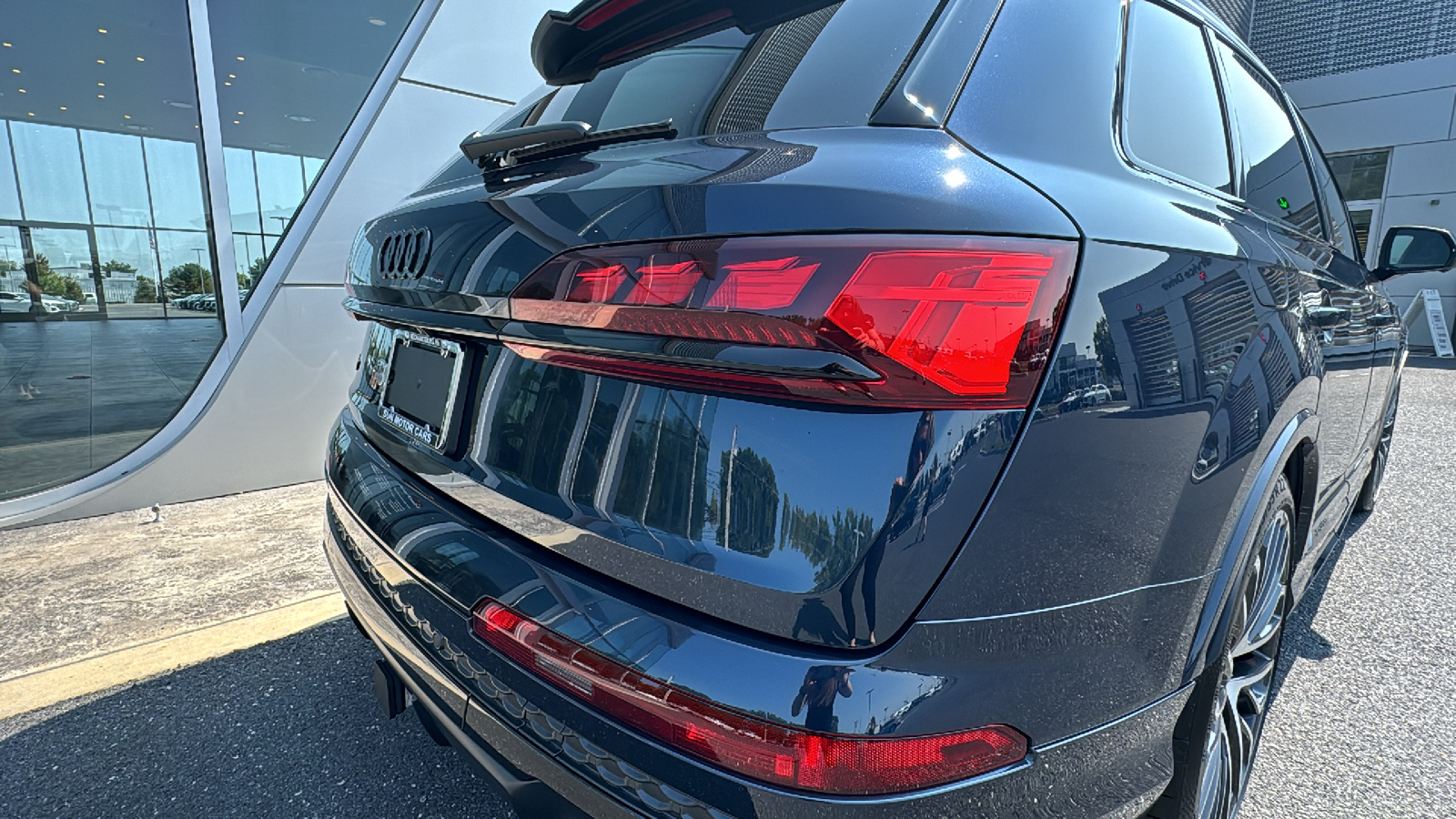 2025 Audi SQ7 Prestige 10