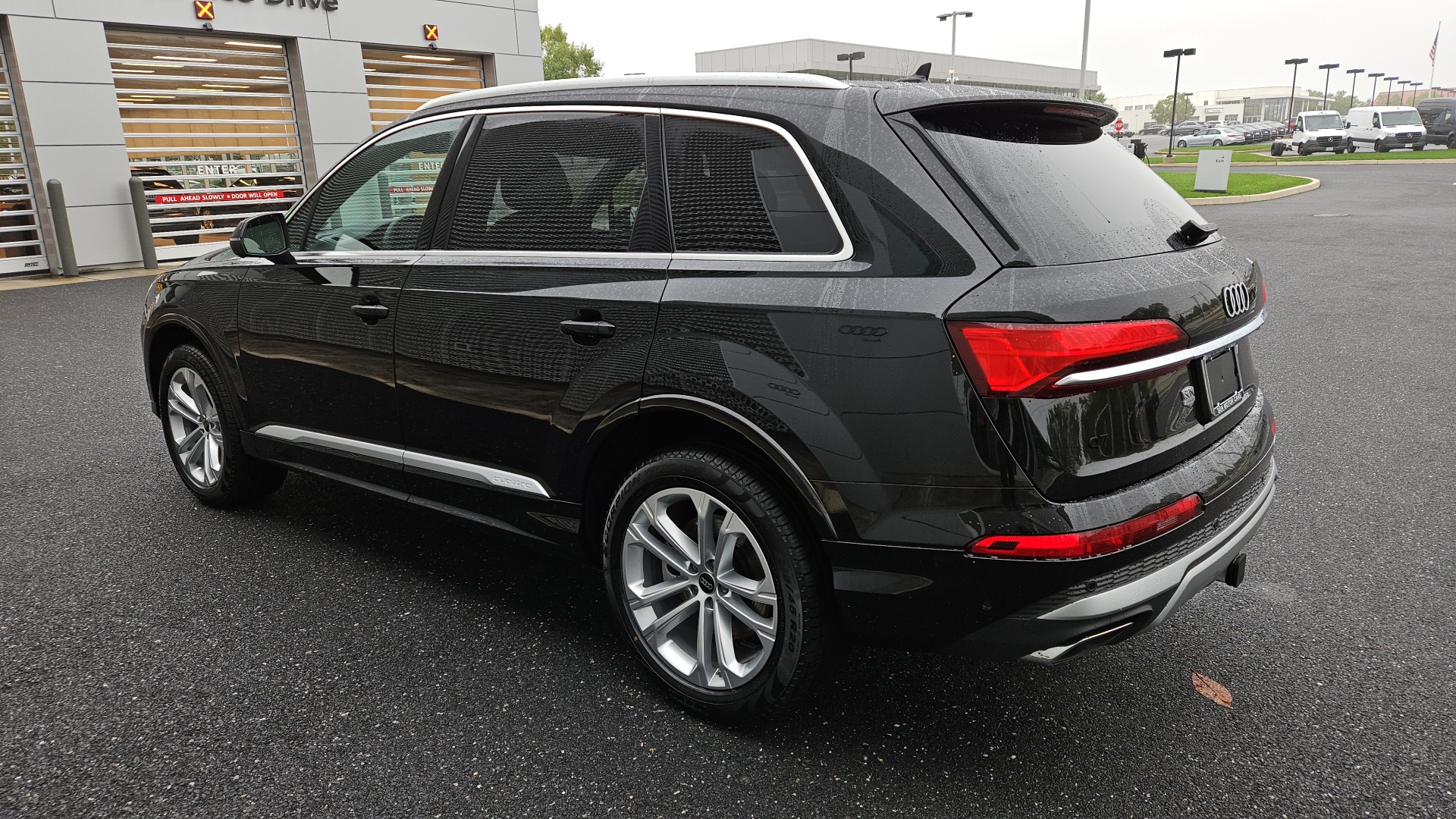 2025 Audi Q7 55 Premium Plus 11