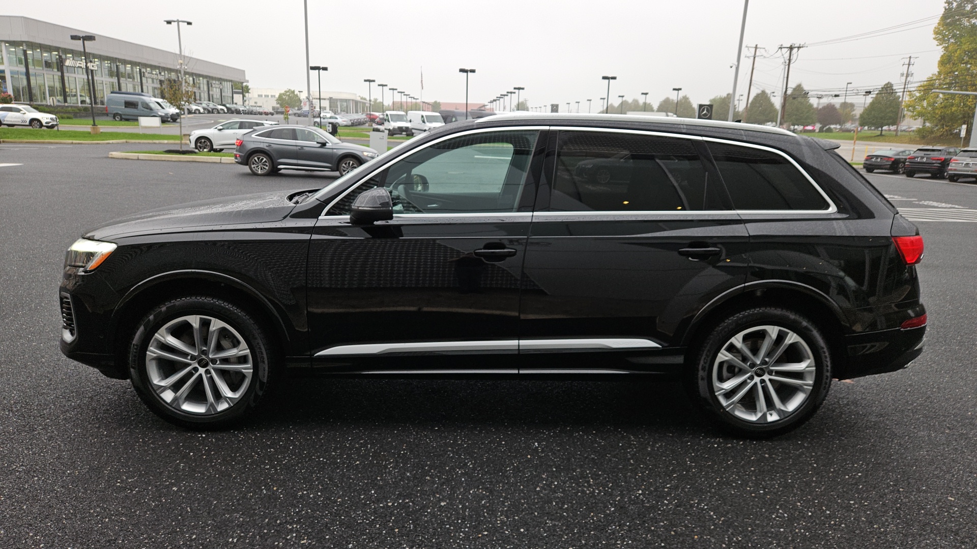 2025 Audi Q7 55 Premium Plus 13