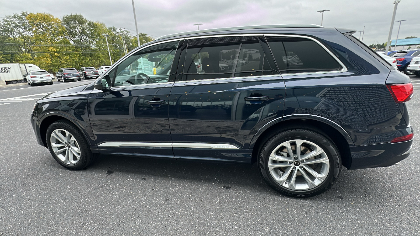 2025 Audi Q7 55 Premium Plus 27