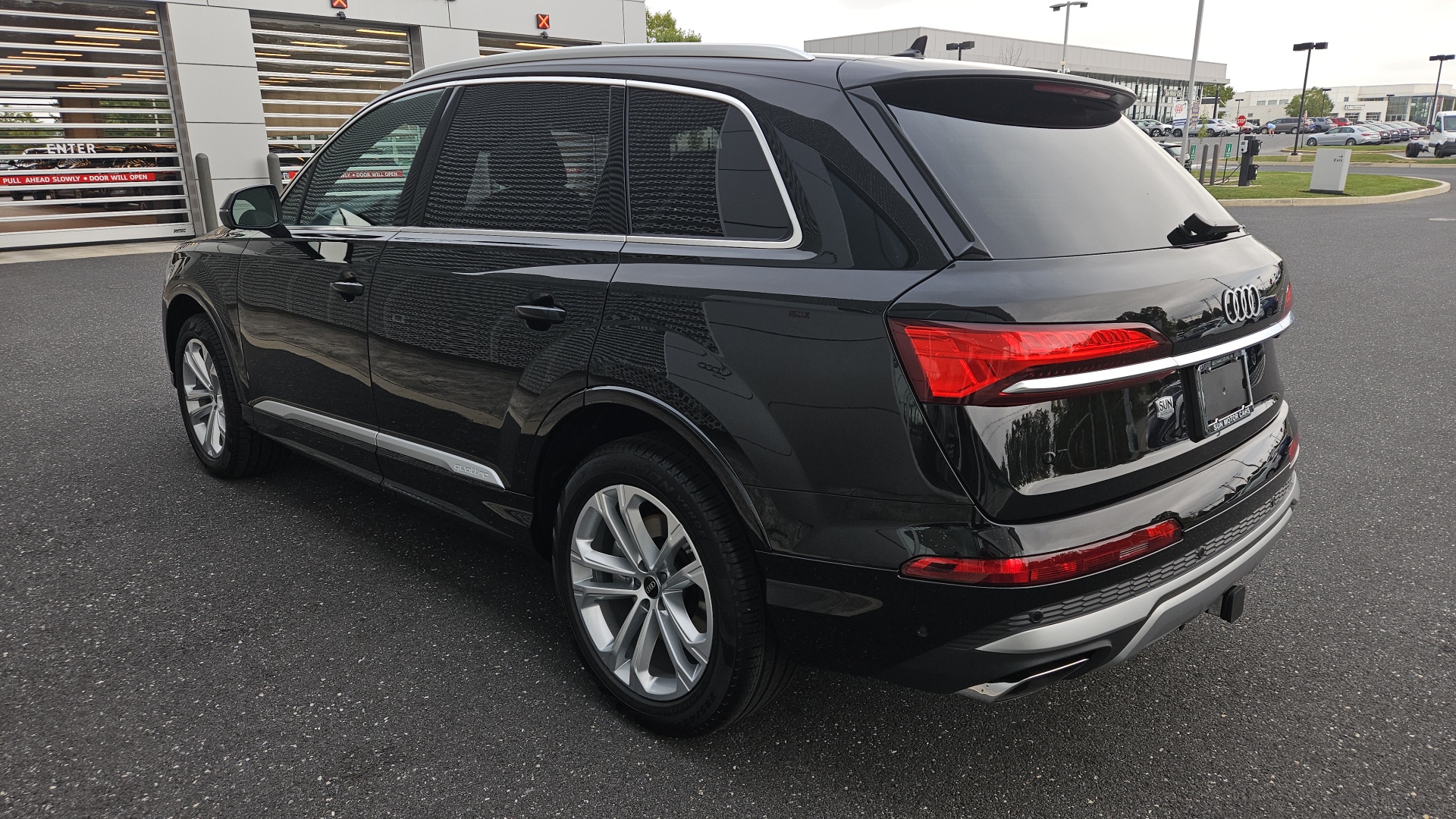 2025 Audi Q7 55 Premium Plus 11