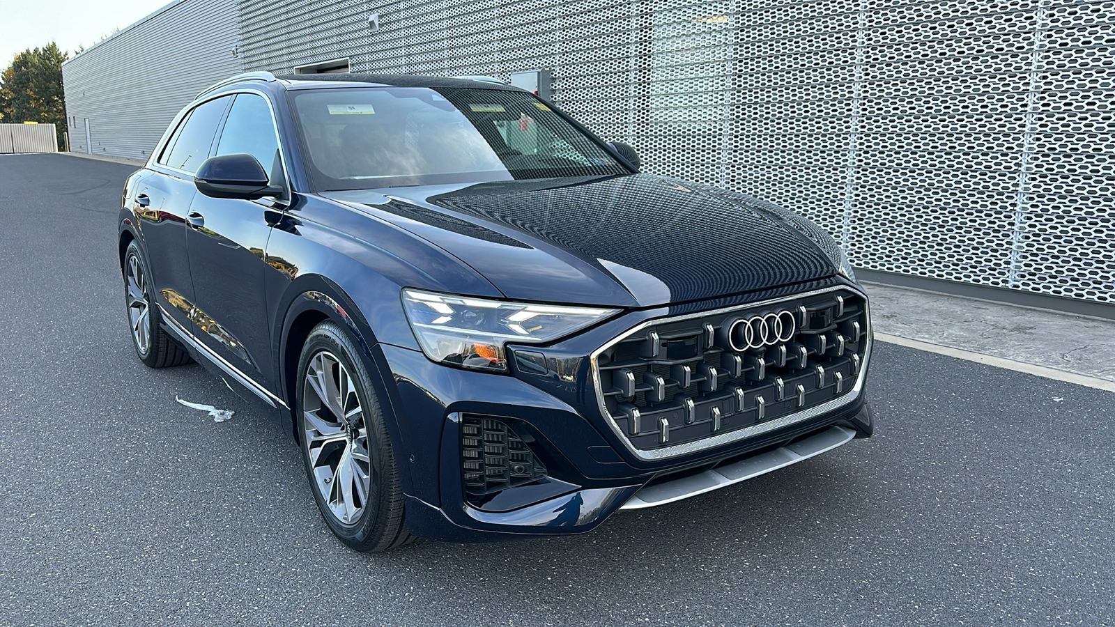 2025 Audi Q8 55 Prestige 1