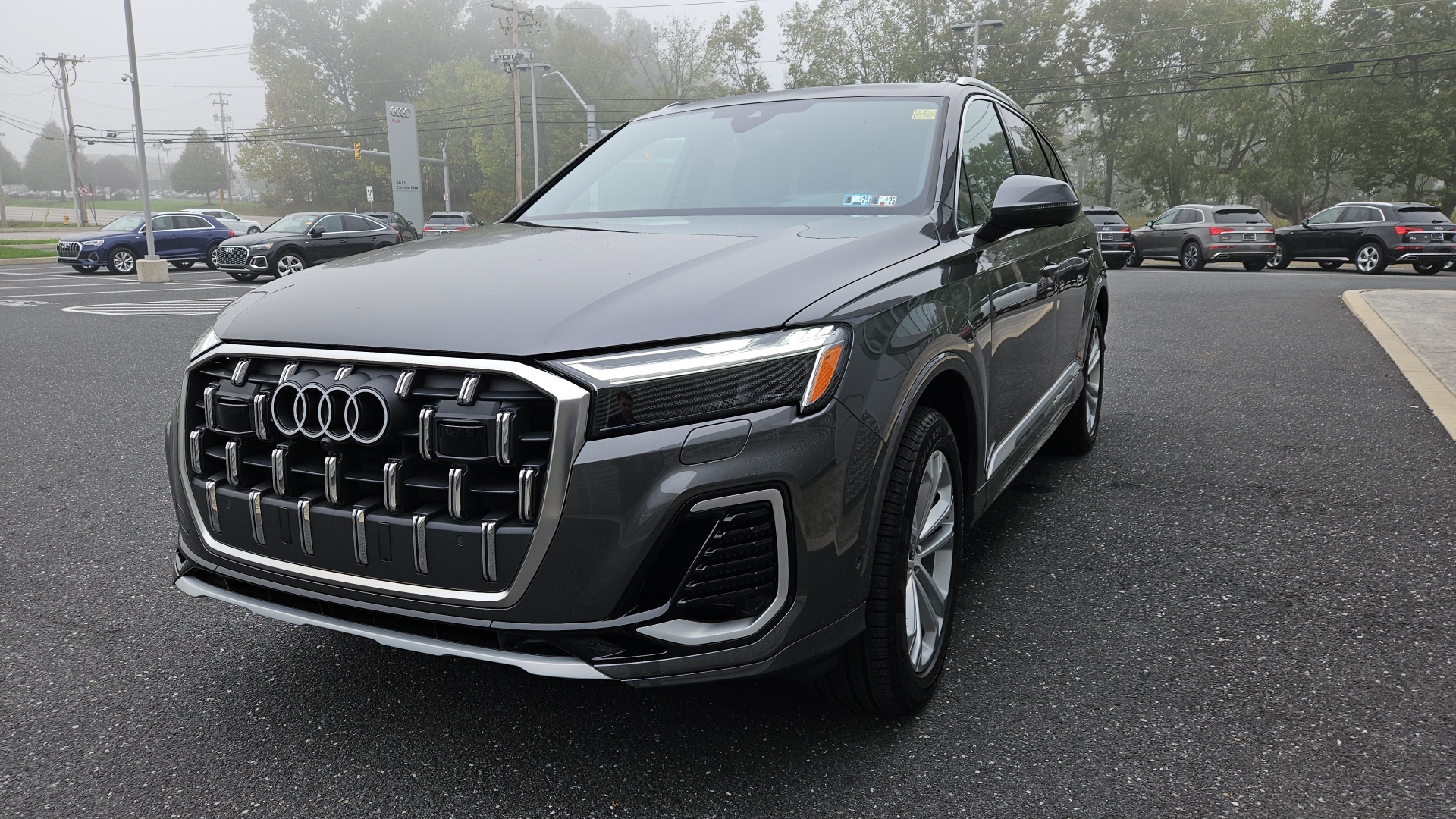 2025 Audi Q7 55 Premium Plus 14