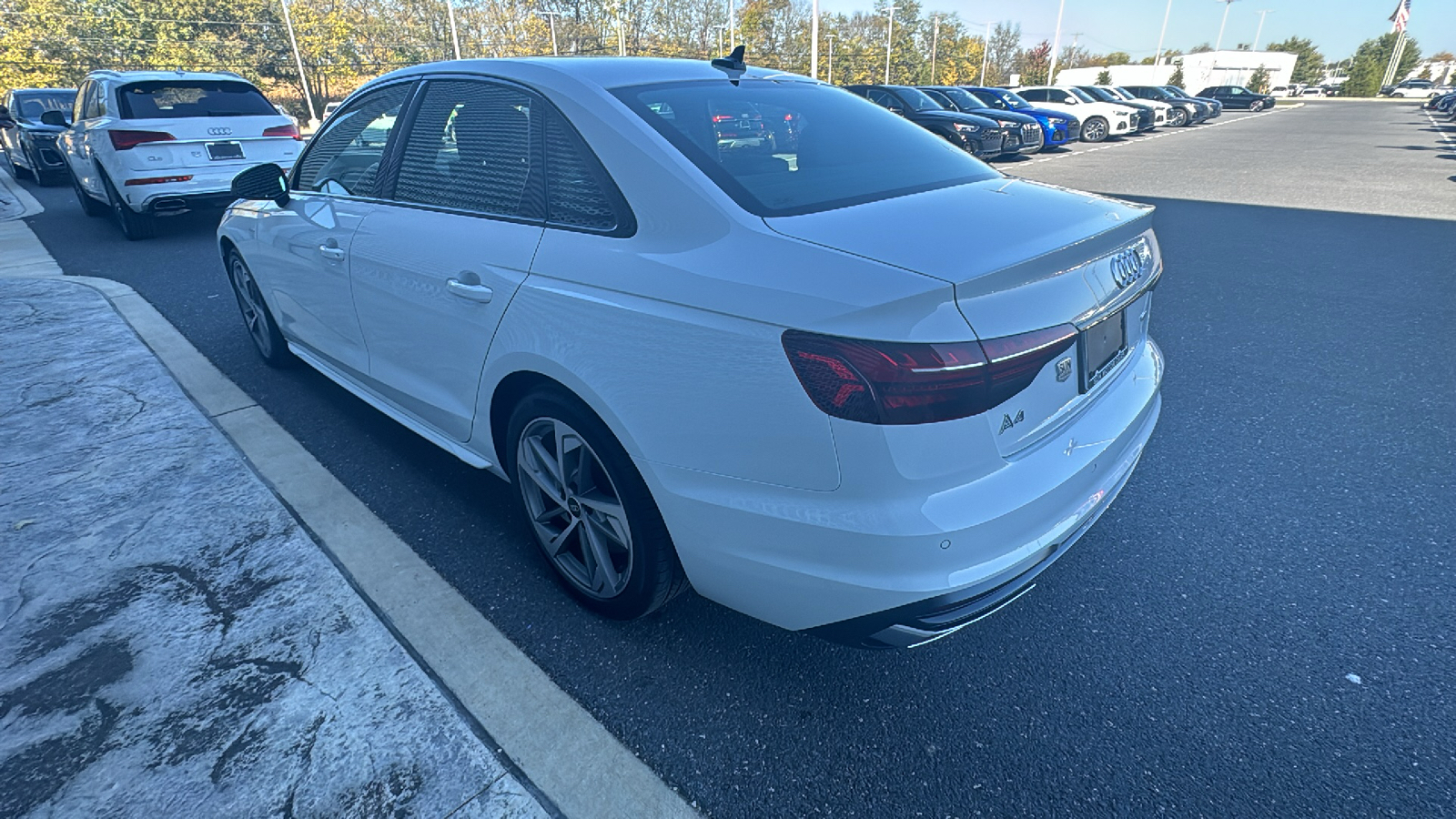 2025 Audi A4 45 S line Premium 25