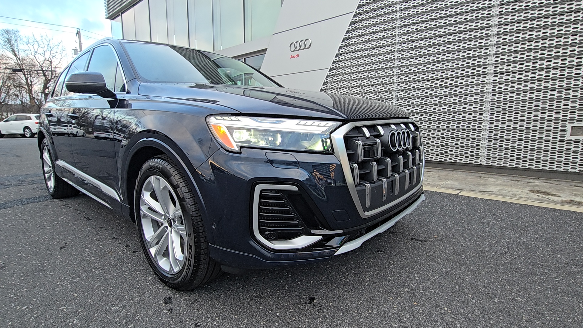 2025 Audi Q7 55 Prestige 1