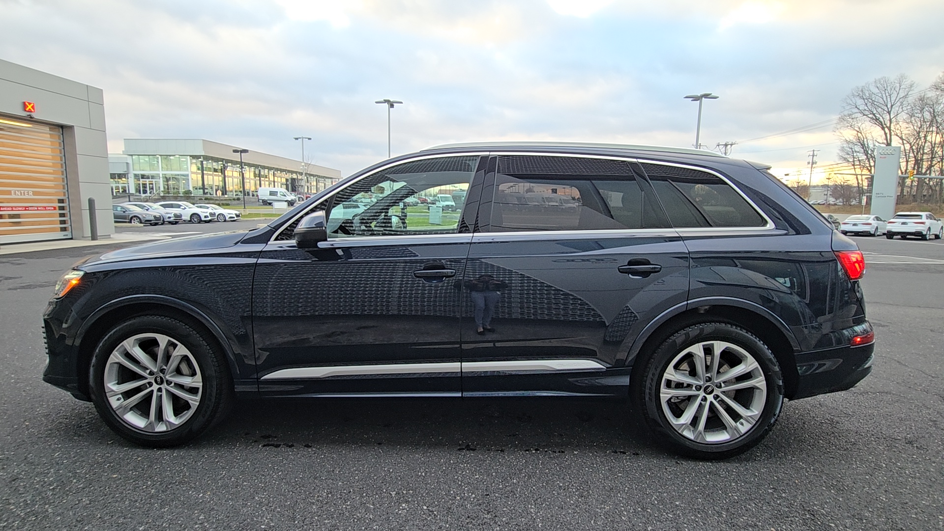 2025 Audi Q7 55 Prestige 30