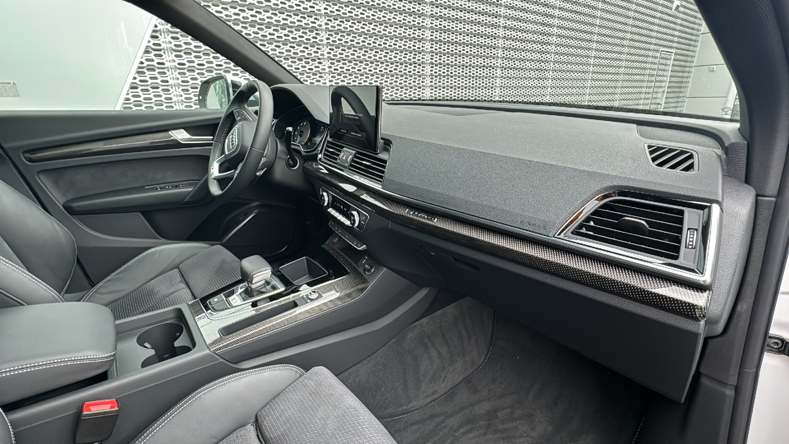 2023 Audi SQ5 Premium 12