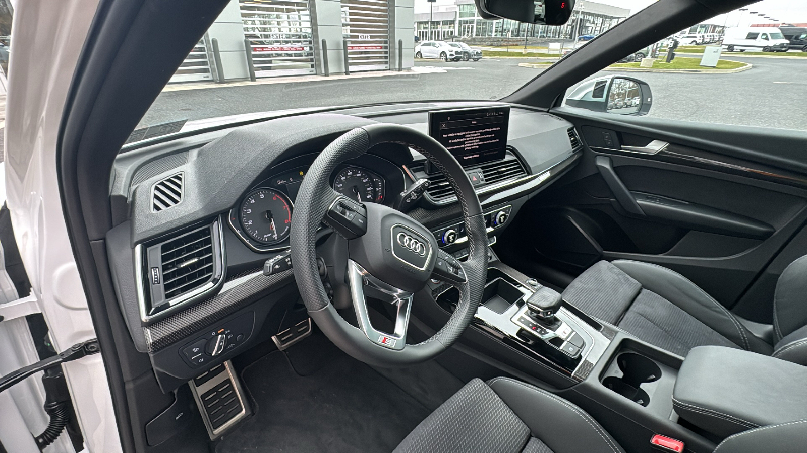 2023 Audi SQ5 Premium 47