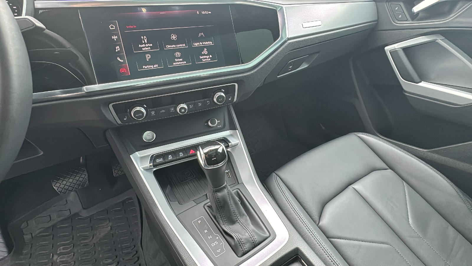 2020 Audi Q3 Premium Plus 44