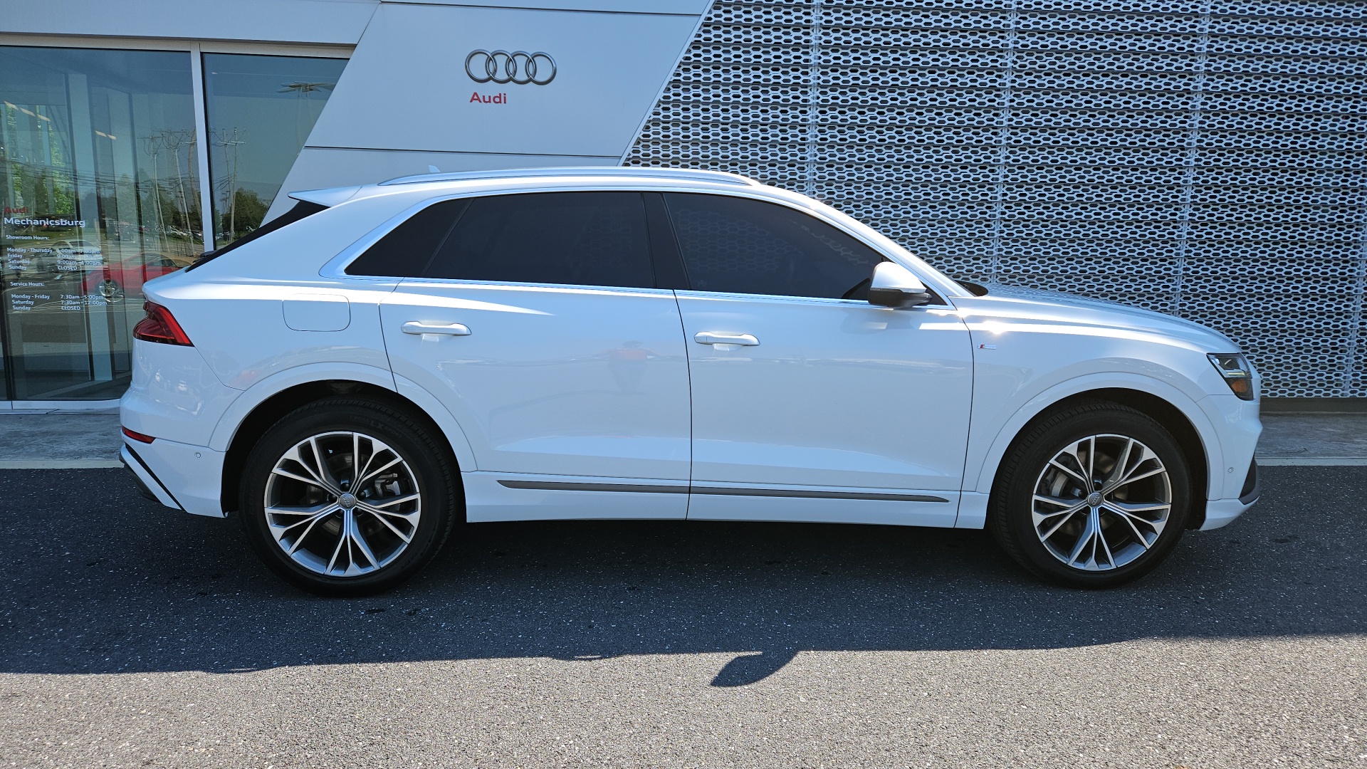 2020 Audi Q8 55 Premium Plus 3
