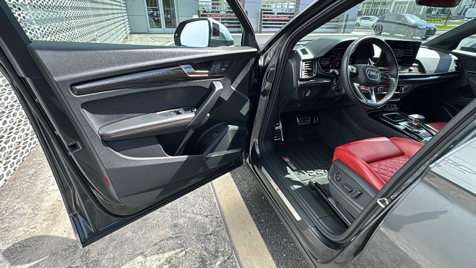 2021 Audi SQ5 Premium Plus 43
