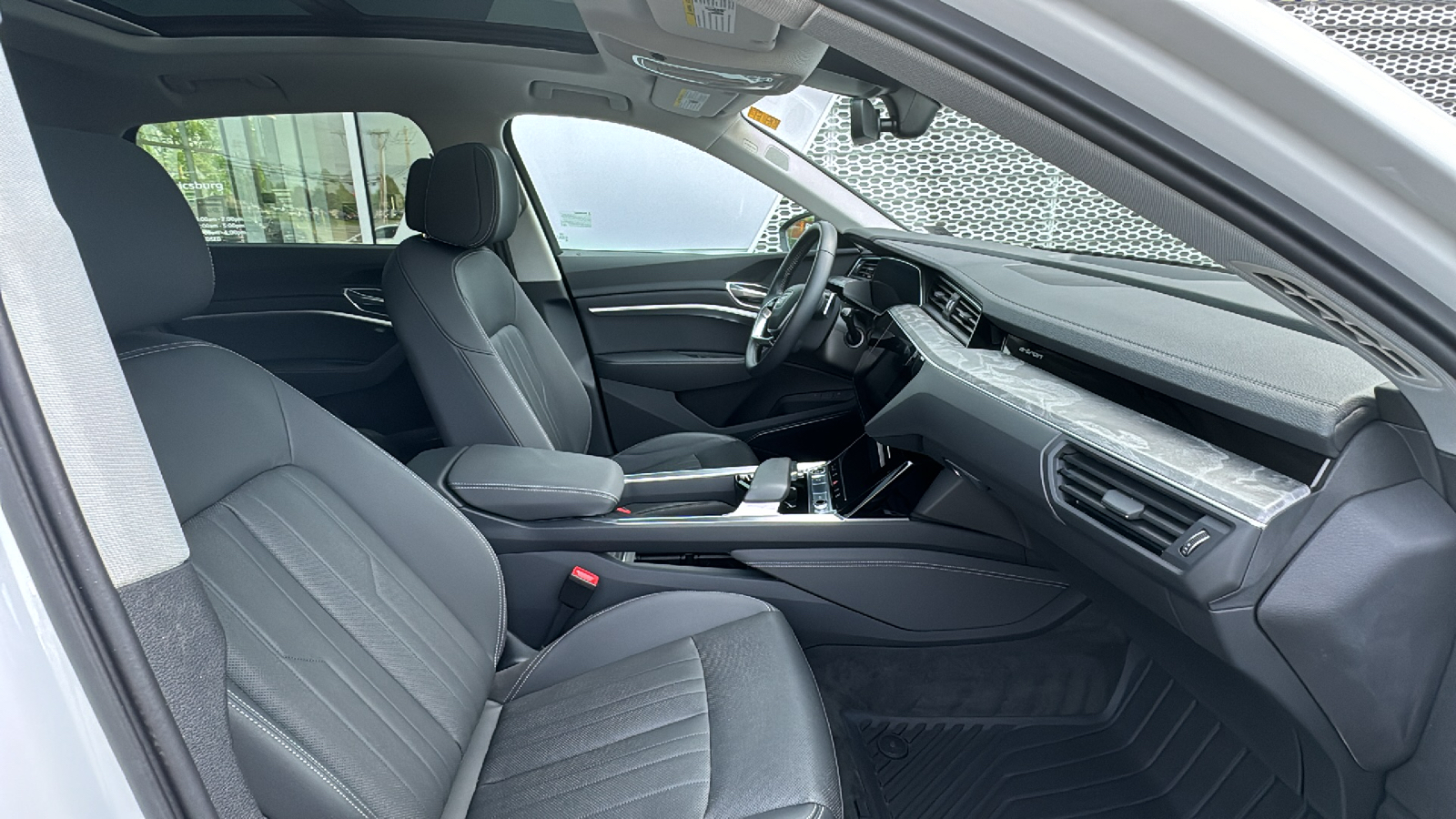 2021 Audi e-tron  11