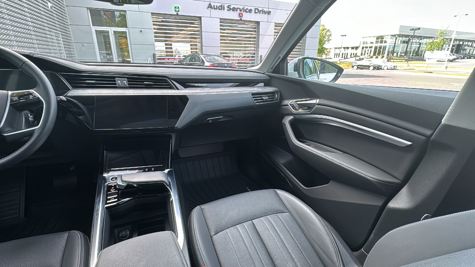 2021 Audi e-tron  21