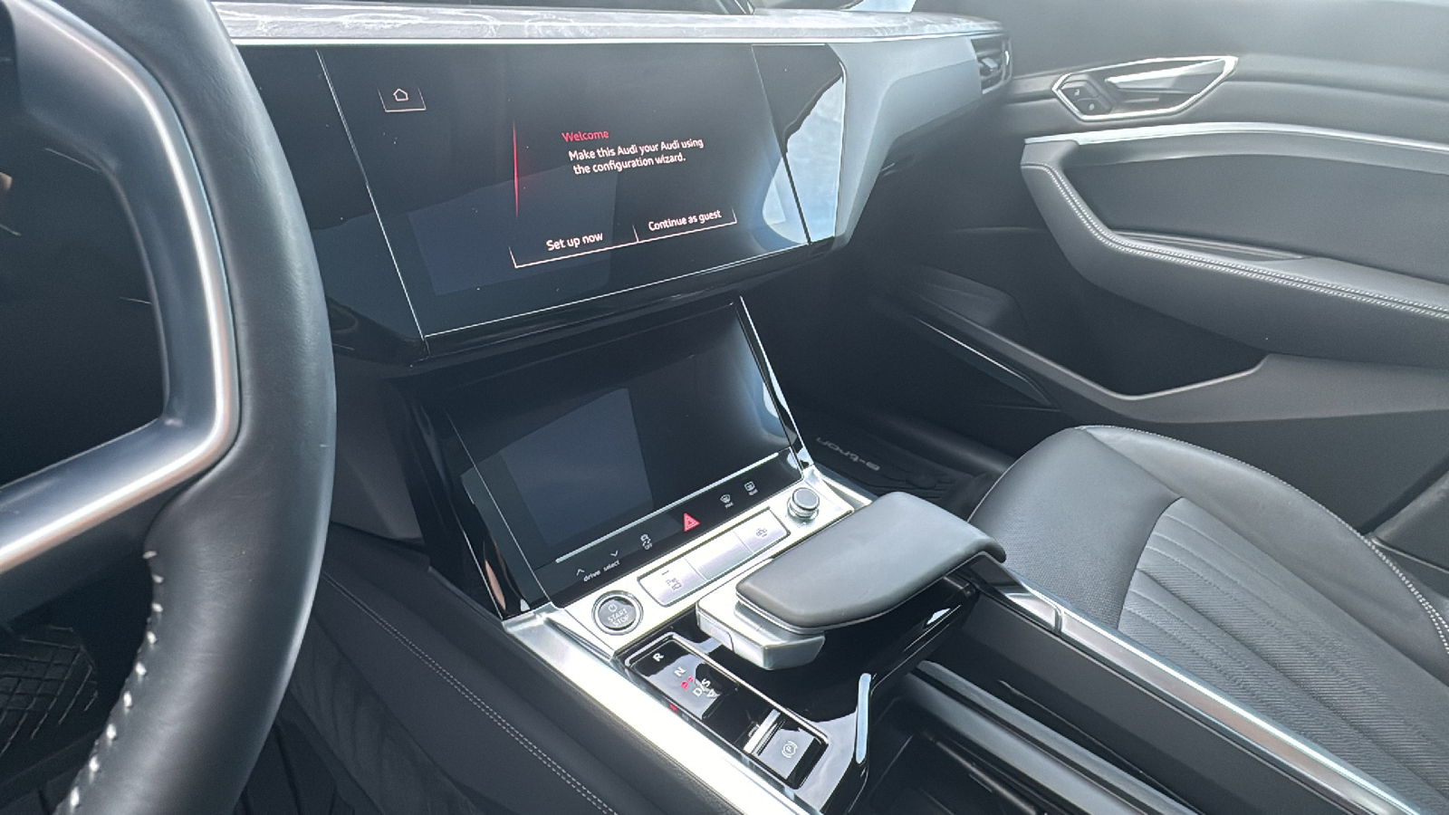 2021 Audi e-tron  42