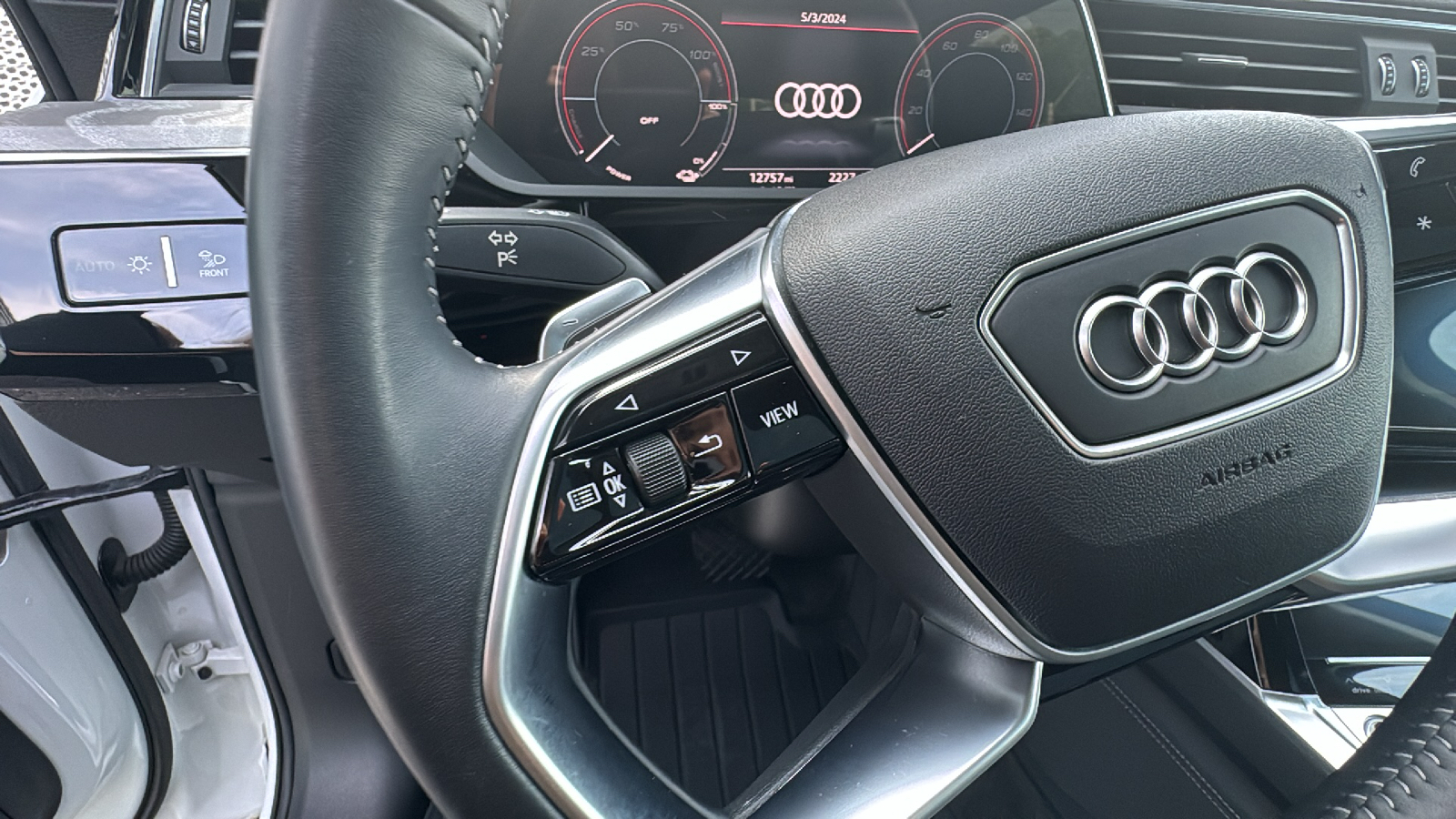 2021 Audi e-tron  46