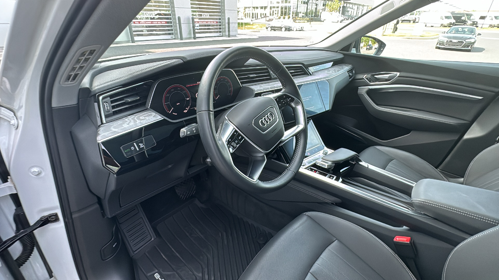 2021 Audi e-tron  47
