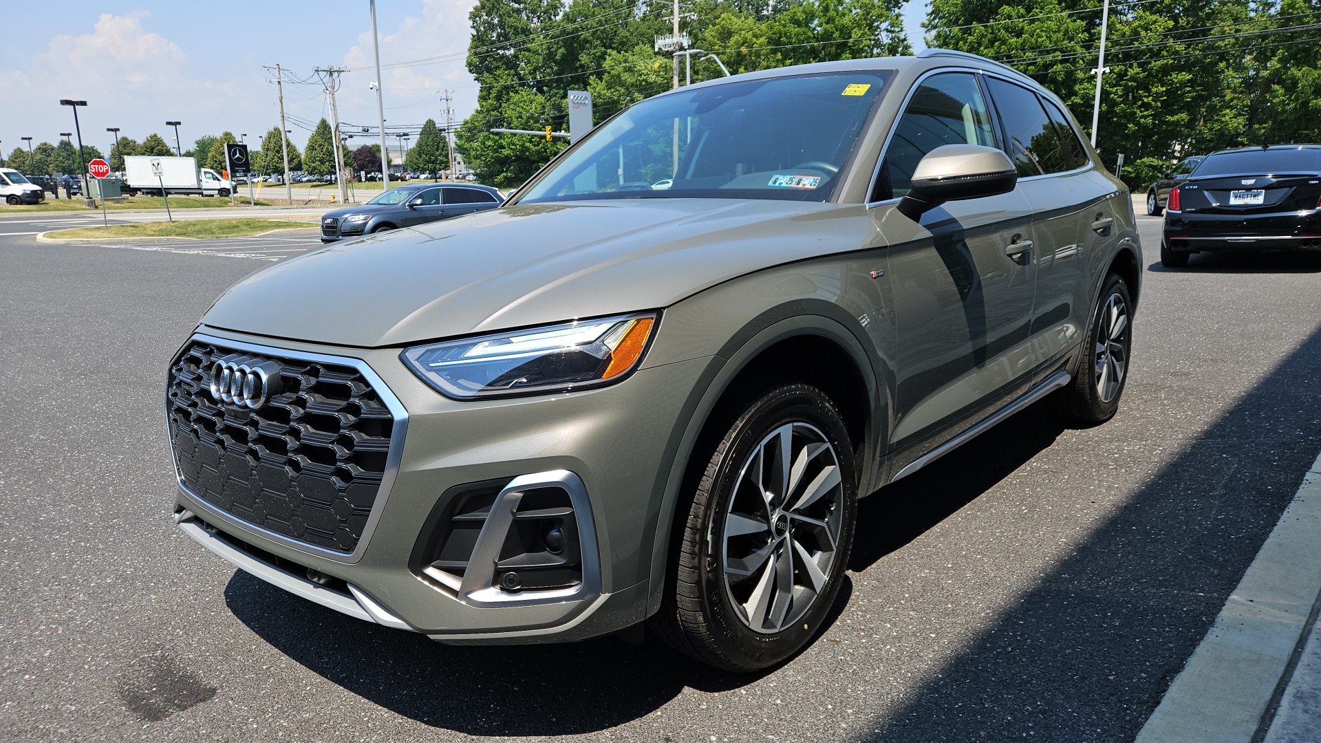 2023 Audi Q5 45 S line Premium Plus 14