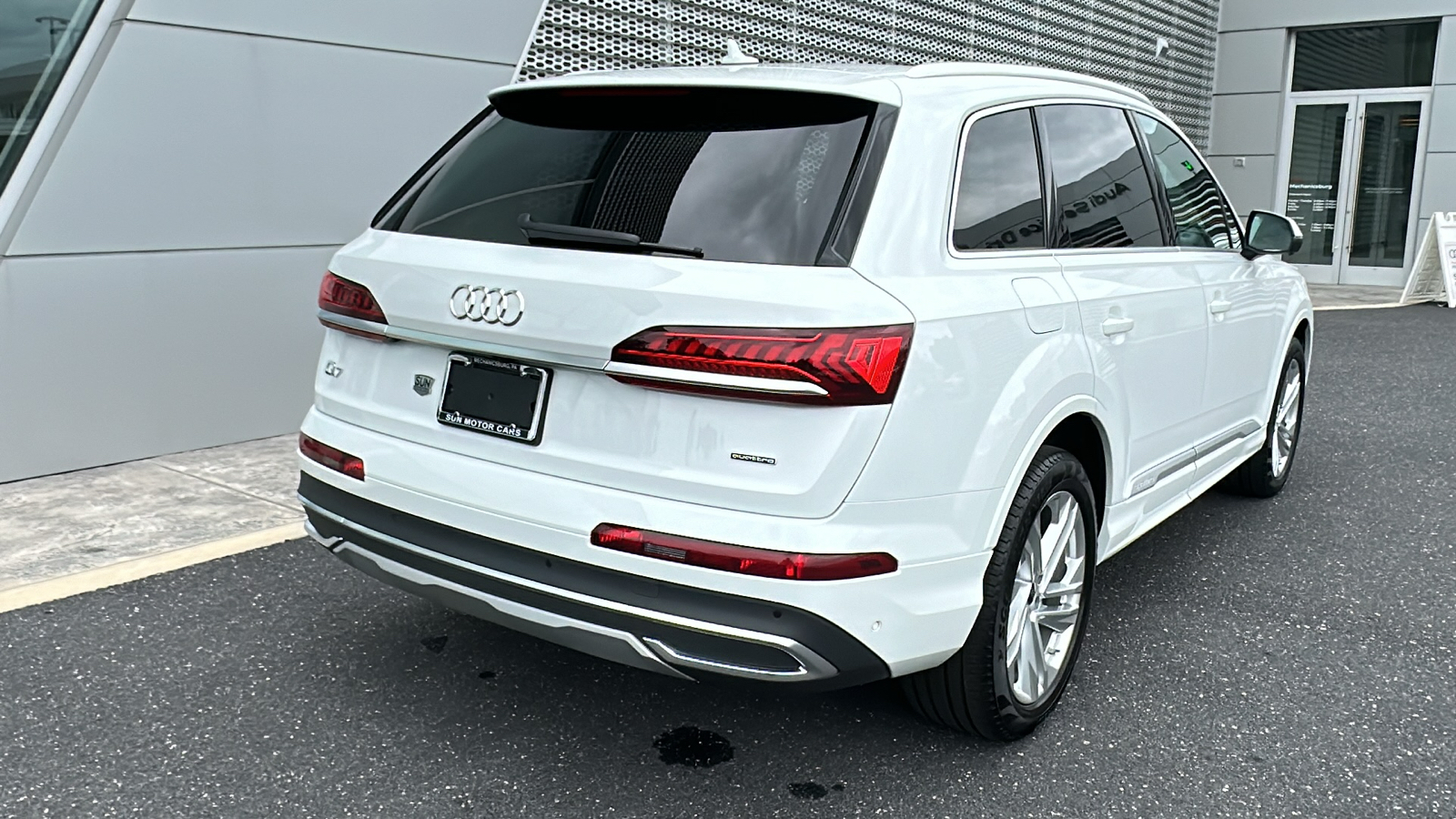 2024 Audi Q7 55 Premium Plus 18