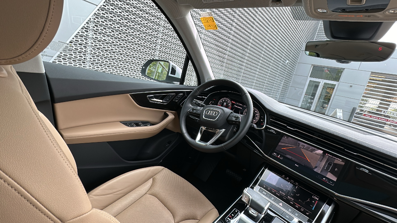 2023 Audi Q7  16